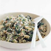 Fusilli with Spinach, Ricotta, and Raisins (Light)