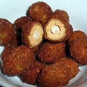 Crispy Olives Stuffed with Fennel Sausage