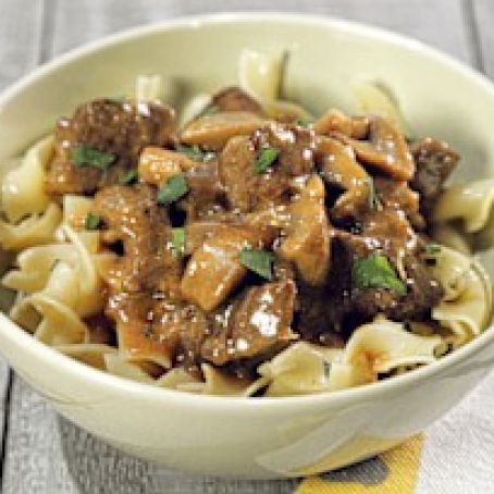 BEEF STROGANOFF WITH BUTTERED NOODLES