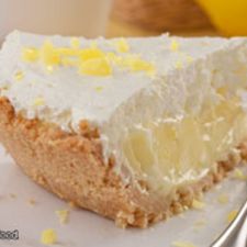 LEMON PIE WITH COOKIE CRUST