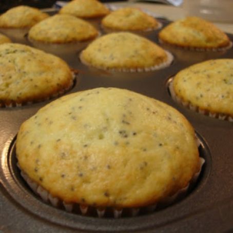 Poppy Seed Muffins With Raspberries