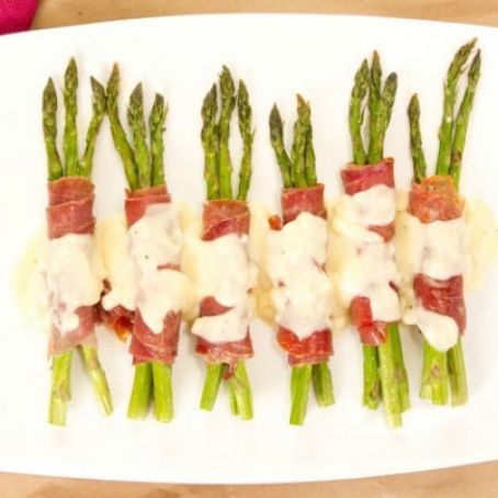 Asparagus Wrapped in Prosciutto with Beurre Blanc
