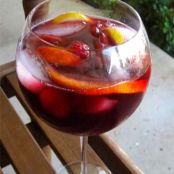 Indian Summer Raspberry Peach Sangria