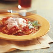Ravioli with tomato sauce