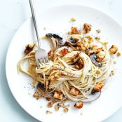 Donna Hay - Recipesmushroom pasta with haloumi and walnuts