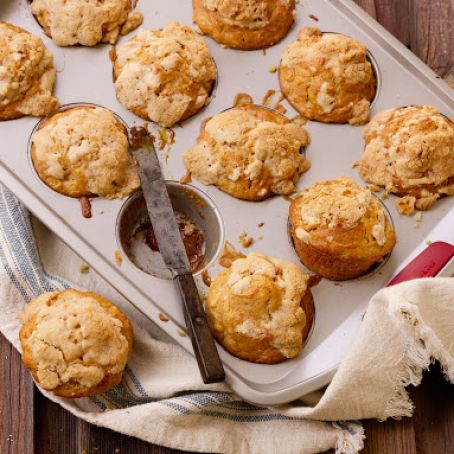 David Venable's Apple Cinnamon Muffins with Caramel Centers