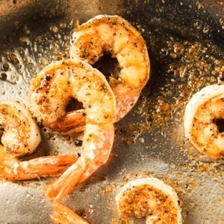 SHRIMP AND AVOCADO SALAD WITH GRAPEFRUIT VINAIGRETTE