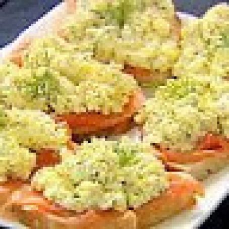 Smoked Salmon and Egg Salad Tartines