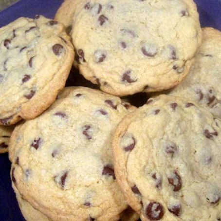 Bakery Style Chocolate Chip Cookies