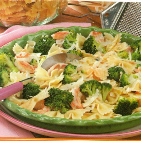Broccoli Shrimp pasta toss