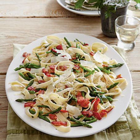 Fettuccine-and-Asparagus al Burro