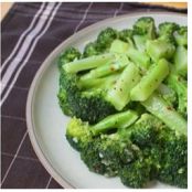 Spicy Broccoli Salad
