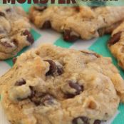 Graham Cracker Monster Cookies Recipe / Six Sisters' Stuff | Six Sisters' Stuff