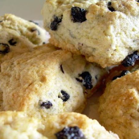 Cream Scones with Blueberries and Lemon