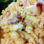 CHEESY BACON CHICKEN PASTA