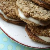 Oatmeal Whoopie Pie