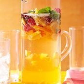 Sparkling Golden Sangria