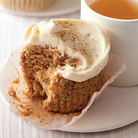 Whole-Wheat Banana-Carrot Cupcakes