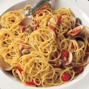 spaghetti with clams  spaghetti alle vongole