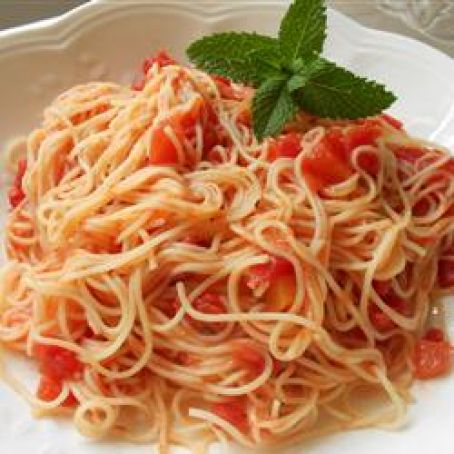 Tomato and Garlic Pasta