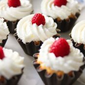 Raspberry Cheesecake Cupcakes