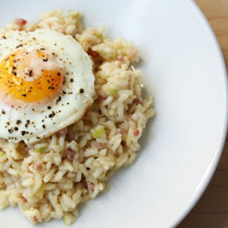 LEEK & PANCETTA RISOTTO w/FRIED EGG