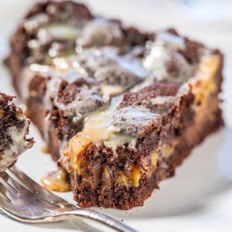 Gooey Chocolate Peanut Butter Bars