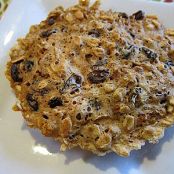 3-Minute Oatmeal Raisin Cookie