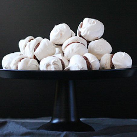 NUTELLA SANDWICH COOKIES