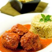 ALBONDIGAS DE RIB EYE EN SALSA DE CACAHUATE