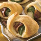 Crescent Jalapeno Poppers