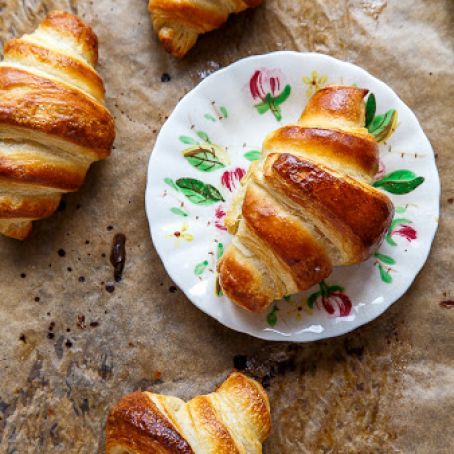 HOMEMADE CROISSANTS