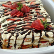 No Bake Strawberry Icebox Cake