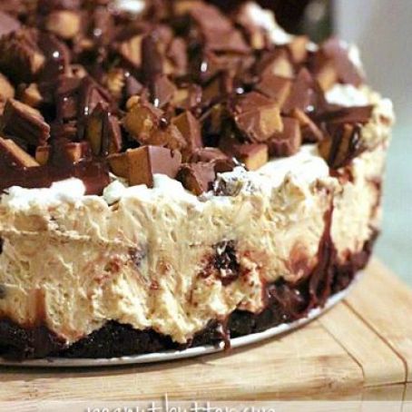 Peanut Butter Cup Brownie Cheesecake