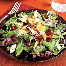 Pear, Beet & Gorgonzola Green Salad