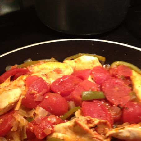 CHICKEN TOMATO SKILLET