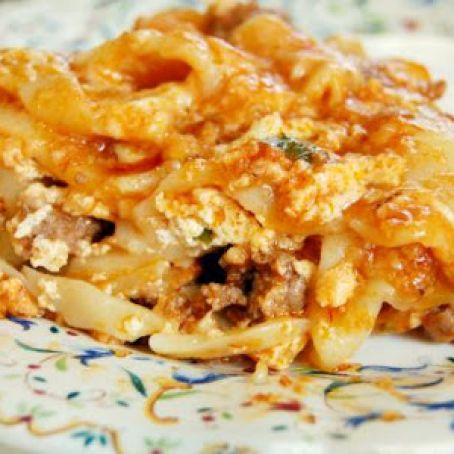 Slow Cooker Lasagna :: YummyMummyClub.ca