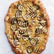 Hummus and Grilled-Zucchini Pizzas