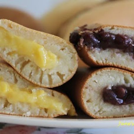 SNACKS - Corn & Red Bean Pancake 粟米，红豆松饼