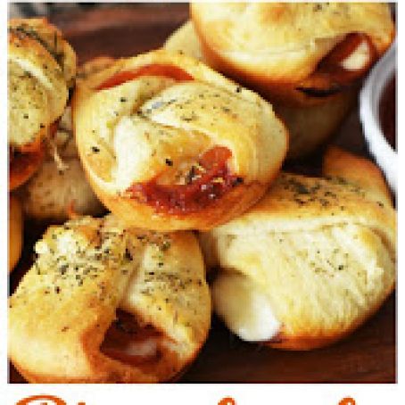 Pepperoni Pizza Bombs