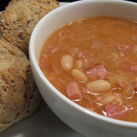 Stormy Day Bean and Ham Soup