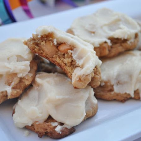 Frosted Cashew Cookies