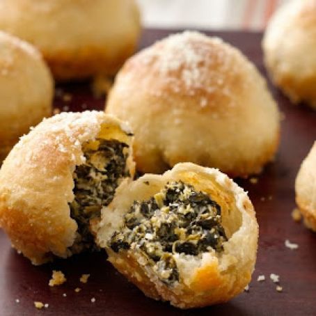 Spinach Dip-Stuffed Garlic Rolls
