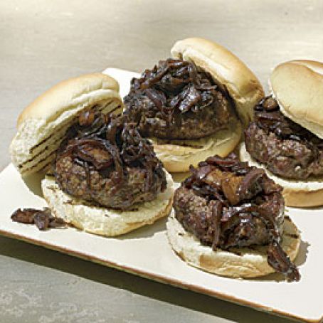 Bacon Burgers with Bacon-Onion-Balsamic Jam