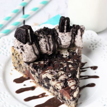Oreo Cookies and Cream Cookie Cake