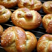 Homemade Soft Pretzels
