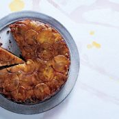 Apple Gingerbread Cake With Cream