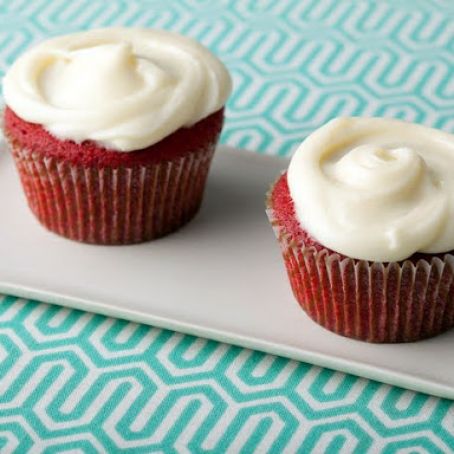 Red Velvet cupcakes with Cream Cheese Frosting