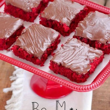 Red Velvet Sheet Cake with Nutella Fudge Icing Recipe | Yummly
