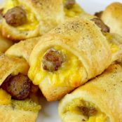 Sausage, Egg and Cheese Breakfast Rolls